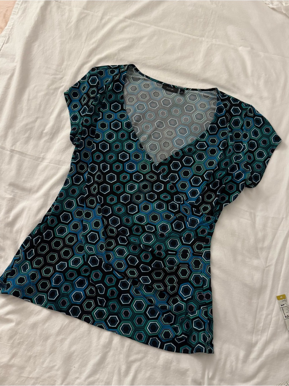 Y2K Apt. 9 blue and black geometric pattern blouse size XL